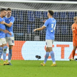 SS Lazio wint van FC Midtjylland en pakt koppositie