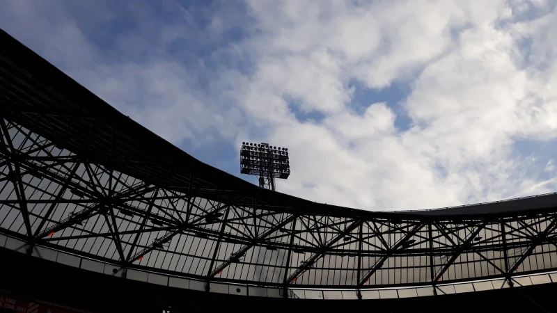 Oud-Feyenoorder Cor van der Gijp overleden