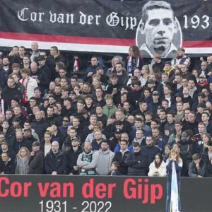 Zoons Cor van der Gijp bedanken Feyenoord en supporters 