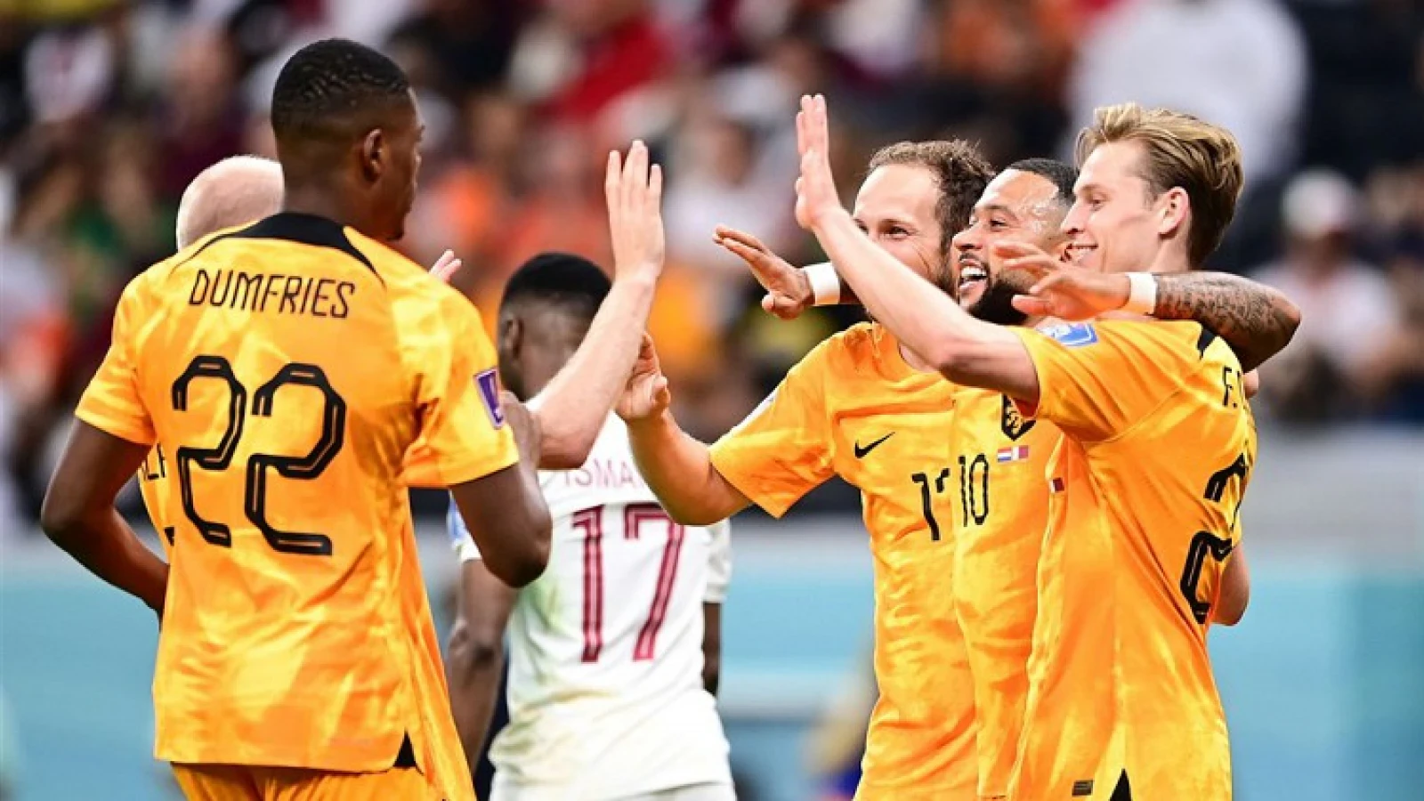 Nederlands Elftal wint van Qatar en is groepswinnaar