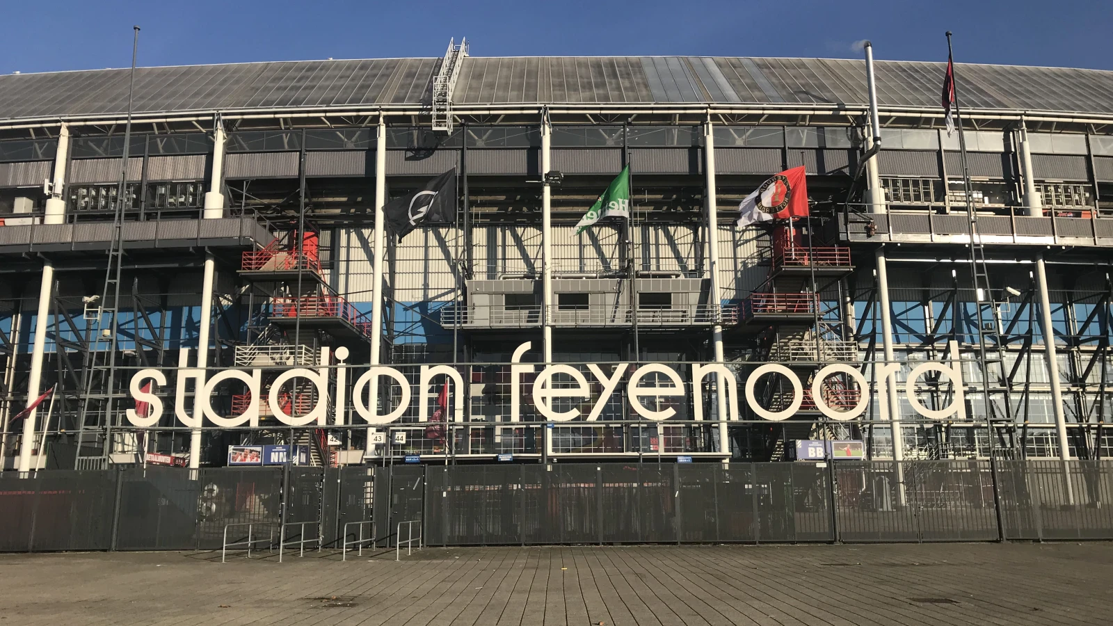 Feyenoord en Rotterdam The Hague Airport verlengen samenwerking