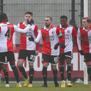 LIVE | Feyenoord - KV Oostende (2-0) | Wedstrijd is afgelopen
