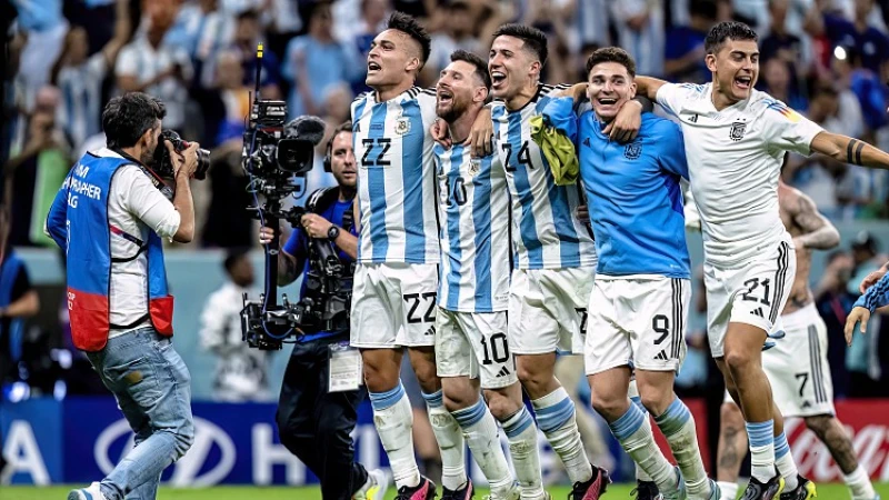 WK 2022 | Dag 24 | Argentinië plaatst zich als eerste land voor de WK finale