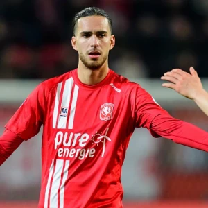 'Je moet als AZ, FC Twente en FC Utrecht spelers nog steeds gunnen om de tussenstap te maken in de Eredivisie'