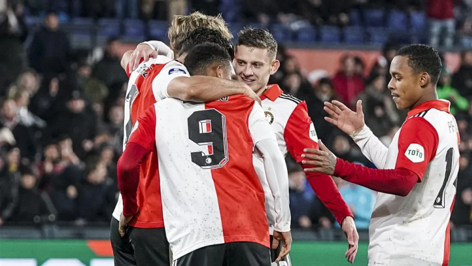 Feyenoord wint van PEC Zwolle en plaatst zich voor achtste finales van de TOTO KNVB Beker