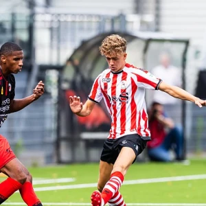 EREDIVISIE | Ajax en FC Twente houden elkaar in evenwicht