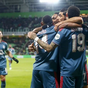 'Ik zeg niet dat het zeker gaat gebeuren, maar Feyenoord heeft gewoon een goede kans om kampioen te worden'