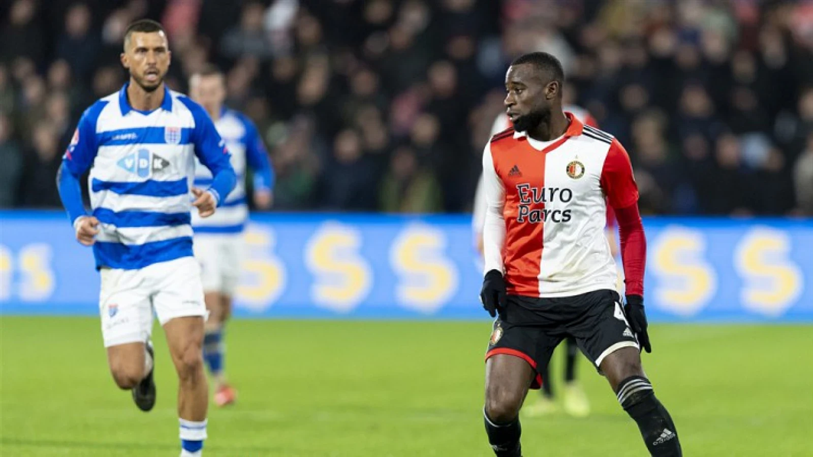 'Feyenoord hoopt nog steeds contract Geertruida te verlengen'