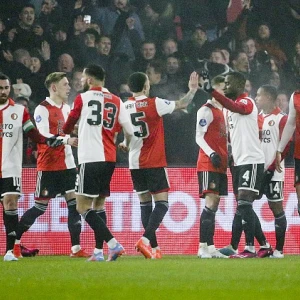 'Iedereen ziet dat Feyenoord gewoon zijn wedstrijd vrij eenvoudig wint'