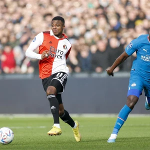 LIVE | Feyenoord - PSV 2-2 | Einde wedstrijd