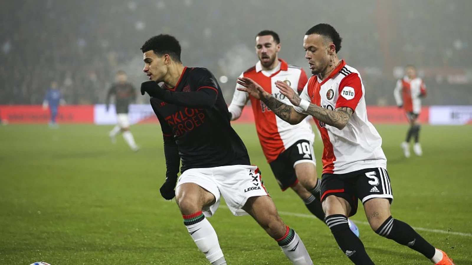 DE TEGENSTANDER | Nijmegenaren komen op herhaling in de Kuip