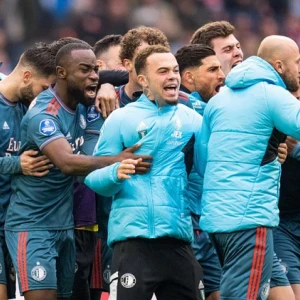 SAMENVATTING | Ajax - Feyenoord 2-3