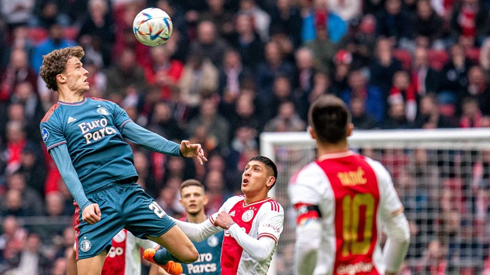 FOTO | Geertruida en Wieffer melden zich bij Nederlands Elftal