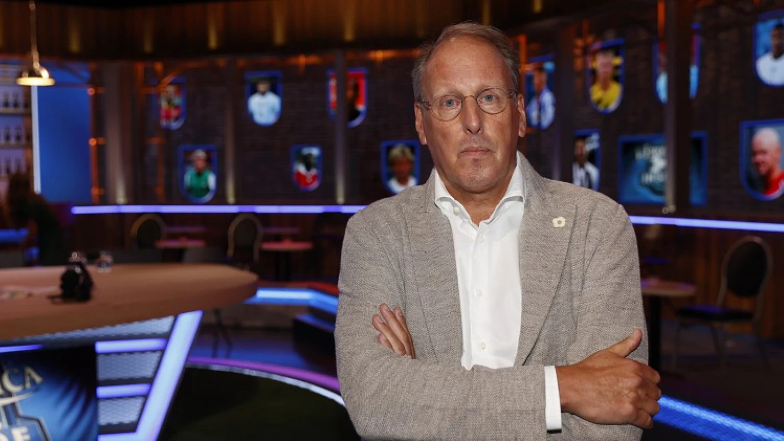 Woerts over nieuwe TV-gelden: 'Dit is voor clubs een wereldbod'