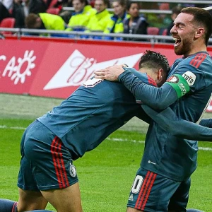 'Benfica-trainer Schmidt idolaat van Kökçü'