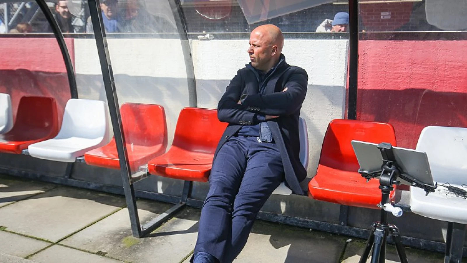 'Waarom zou Feyenoord niet af stappen van wat we normaal aan trainers betalen'