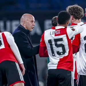 Slot: 'Ik zou heel graag zien dat Santiago nog langer bij Feyenoord blijft'