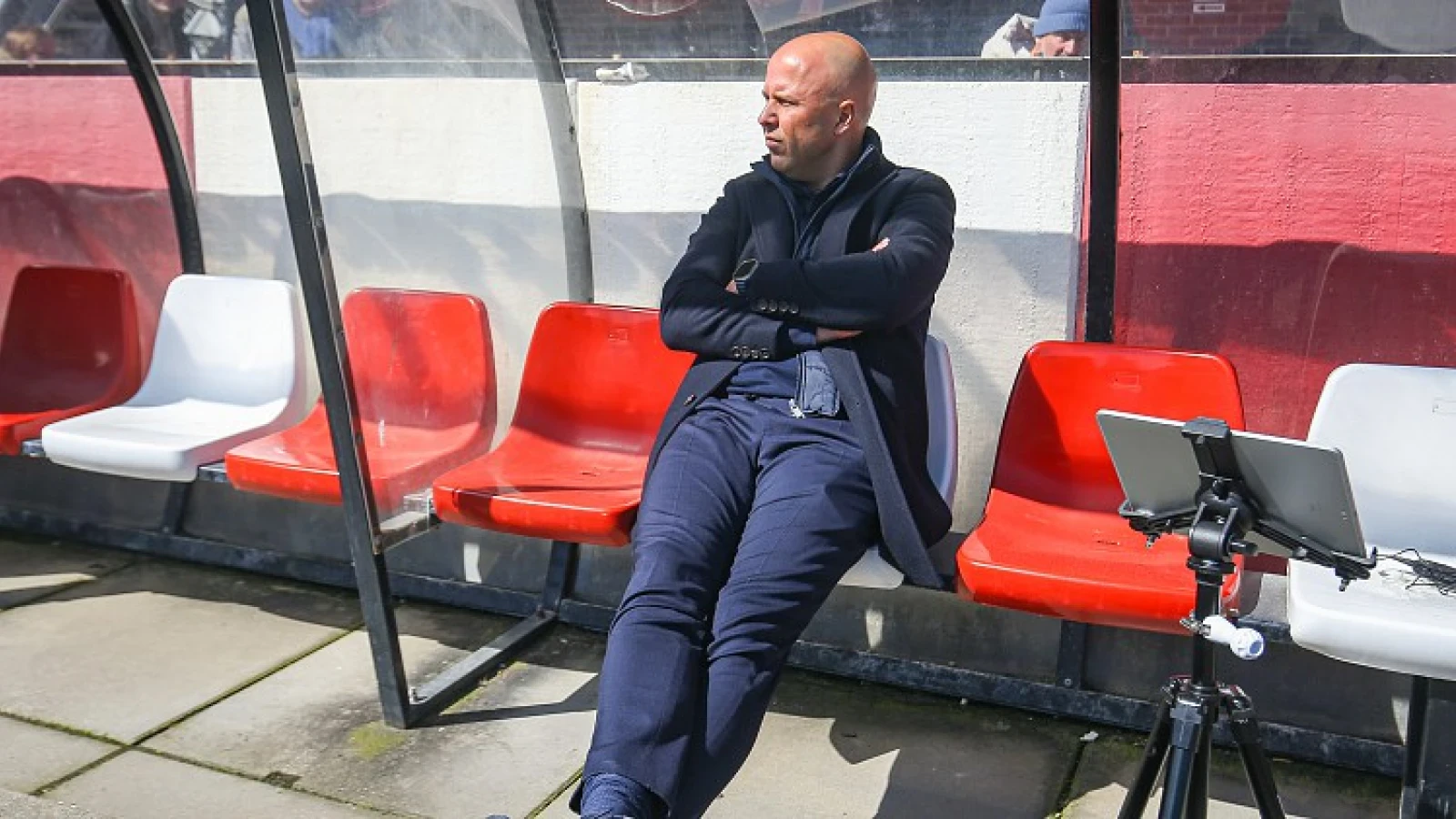 Telegraaf: 'Feyenoord wees recordbedrag Slot af, clausule komende zomer nog niet actief'