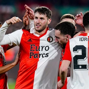 'Het zou echt een ontzettende stunt zijn als Feyenoord die uit de kwartfinale weet te knikkeren'