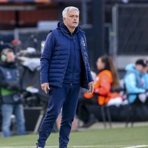 Mourinho: 'Vandaag winnen ze, maar het probleem is dat we pas halverwege zijn'