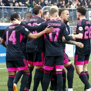 Feyenoord weet uitwedstrijd van SC Cambuur te winnen
