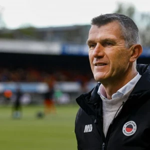 Dijkhuizen boos op Feyenoord: 'Dat vind ik misplaatste arrogantie'