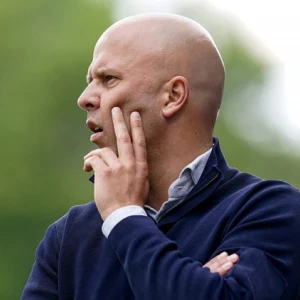 'Wij willen alles op alles zetten om Arne Slot langer bij Feyenoord te houden'