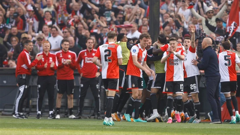 VIDEO | Ontlading na laatste fluitsignaal in De Kuip