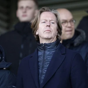 De Jong verlengt contract als directeur Eredivisie CV