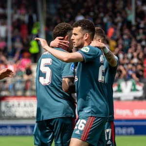Feyenoord weet uitwedstrijd tegen FC Emmen te winnen