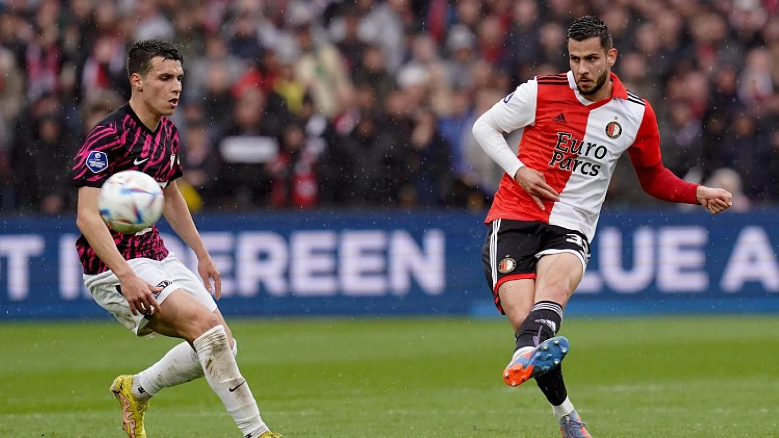 'Feyenoord geïnteresseerd in topscorer Eredivisie'