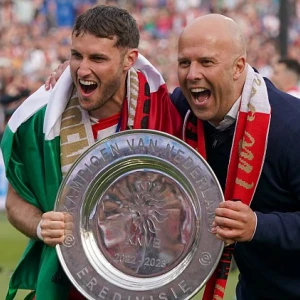 Slot over verlenging: 'Trots op om in Rotterdam trainer van Feyenoord te zijn en te blijven'