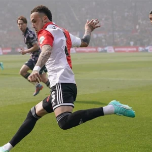 Hartman: 'Ik weet van jongs af aan wat het betekent om bij Feyenoord te spelen'