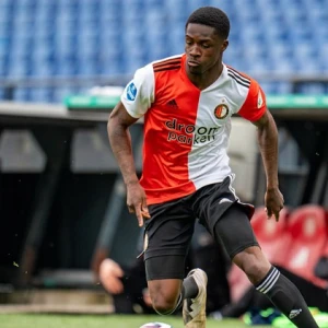 'Feyenoord wil contract met Christian Conteh ontbinden'