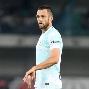 'De Vrij gaat contract bij Inter verlengen'