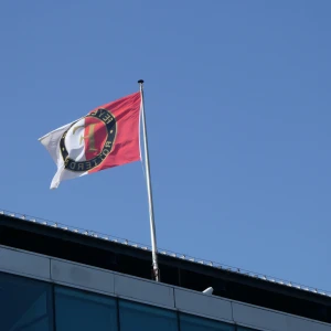 OFFICIEEL | Feyenoord bevestigt samenwerking FC Dordrecht en verhuurt Baars, Tsoungui en Bosschaart