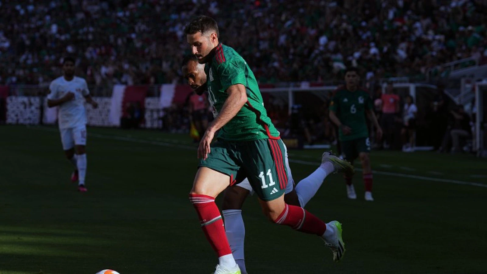 Gimenez kan als basisspeler Mexico niet helpen