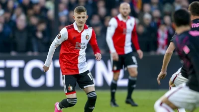 'Szymański lijkt toch ook aankomend seizoen voor Feyenoord te spelen'