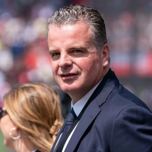 Telegraaf: 'Feyenoord zwicht enkel nog voor hoofdprijs, Szymański stuurt aan op koop'