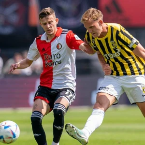 AD: 'Szymański keert naar alle waarschijnlijkheid niet terug bij Feyenoord'