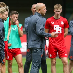 'Elf spelers zetten voorbereiding voort bij Feyenoord O21'