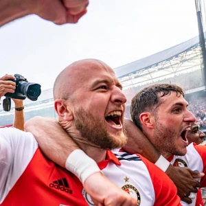 'Trauner sluit na het trainingskamp weer aan bij Feyenoord'