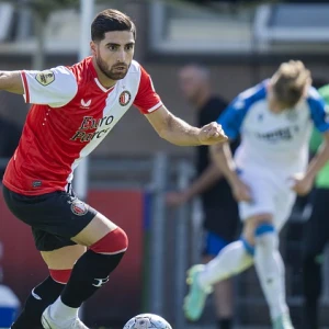 Jahanbakhsh: 'Die kunnen we heel goed gebruiken voorin'