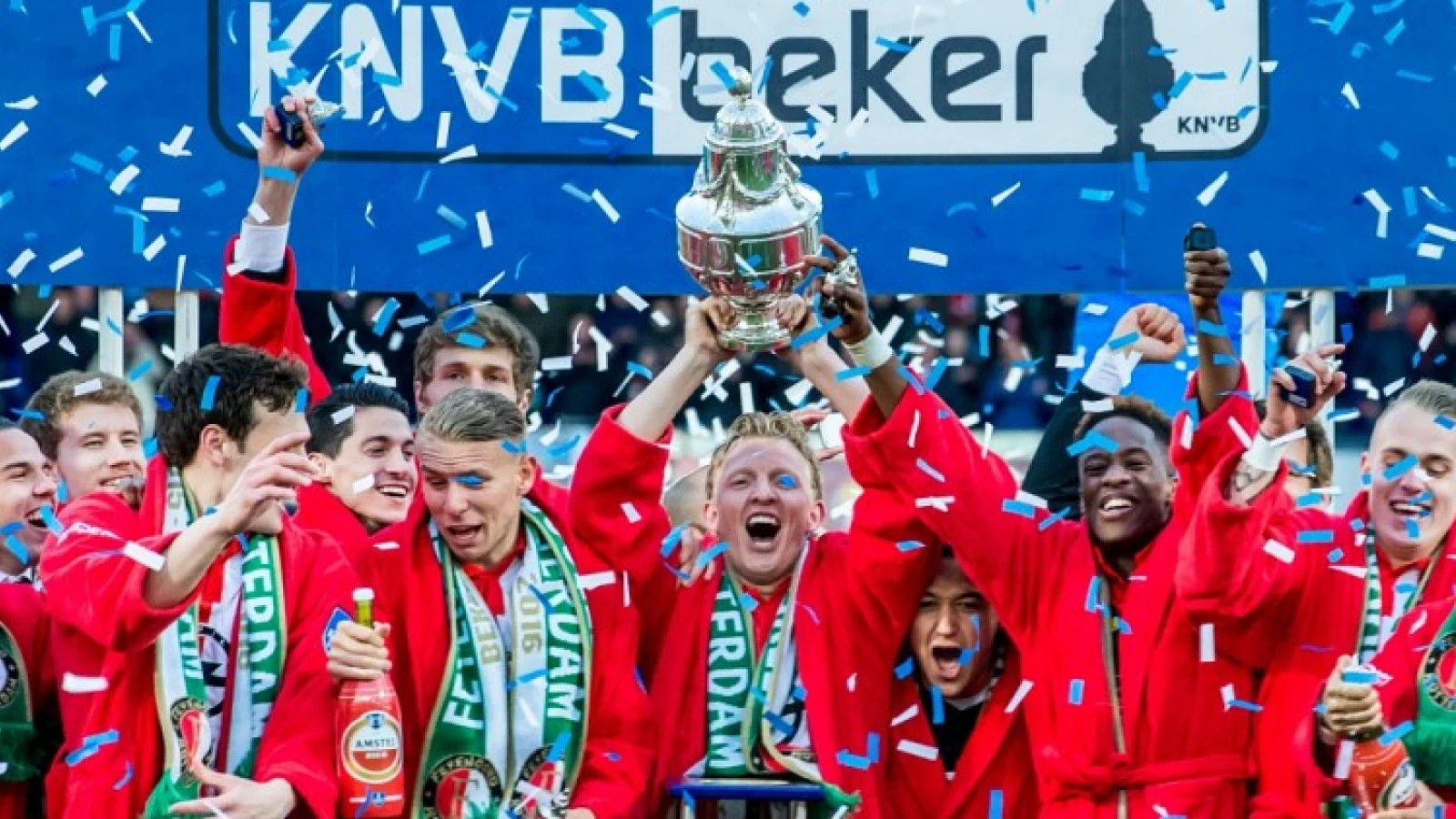 LIVE 22:00 | Loting eerste ronde KNVB Beker | De loting gaat beginnen