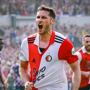 FOTO | Gimenez keert terug bij Feyenoord