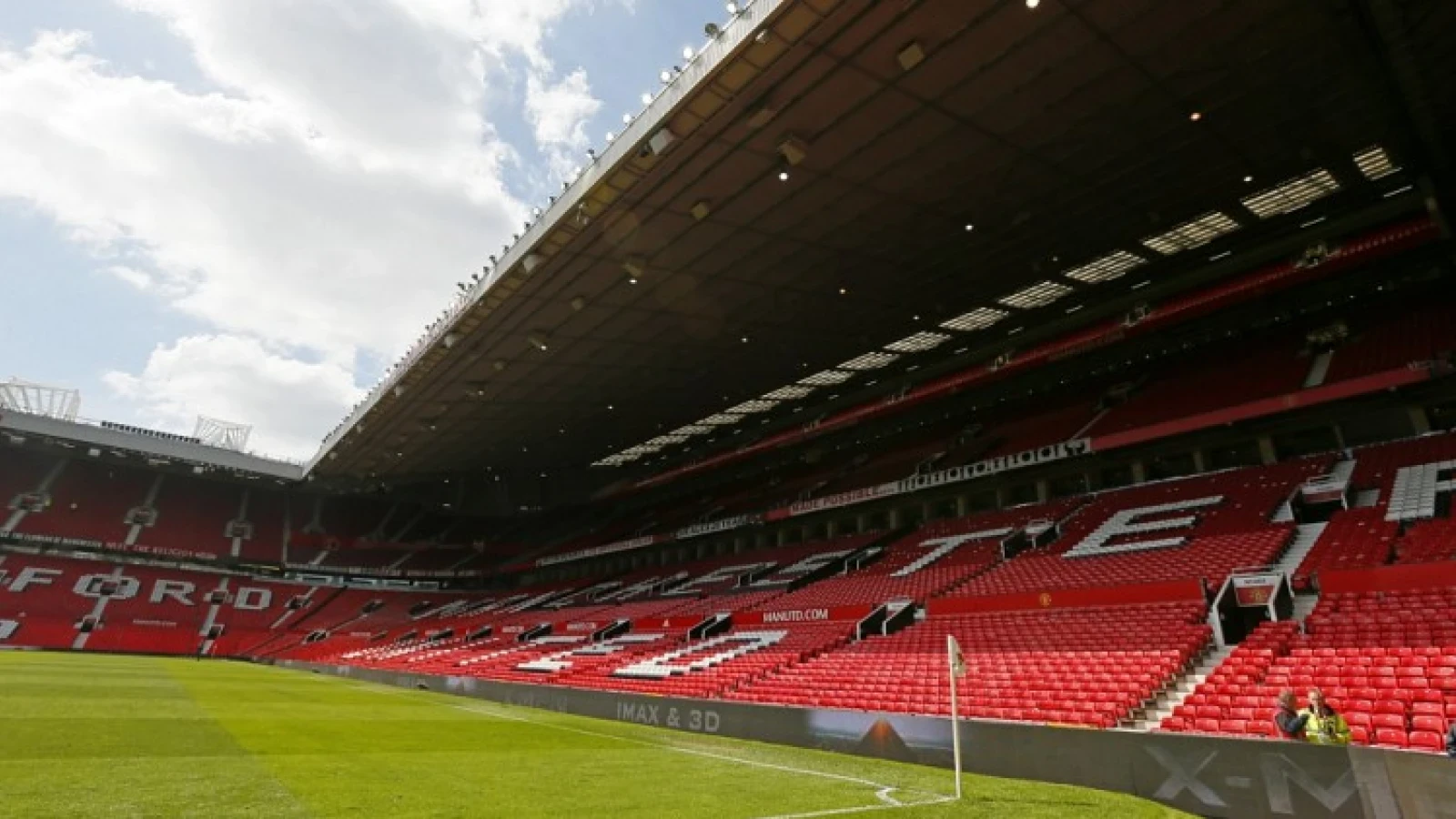 Fans Manchester United boos over aantal kaarten voor wedstrijd tegen Feyenoord
