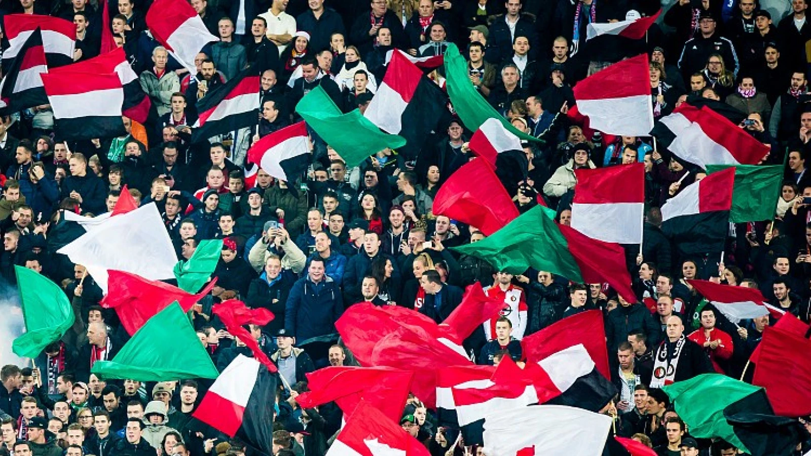 30.000 supporters aanwezig tijdens Feyenoord - Manchester United