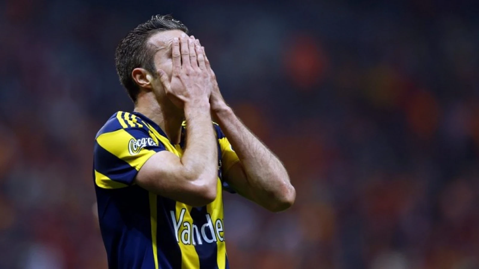 'Van Persie mogelijk toch in selectie Fenerbahçe'