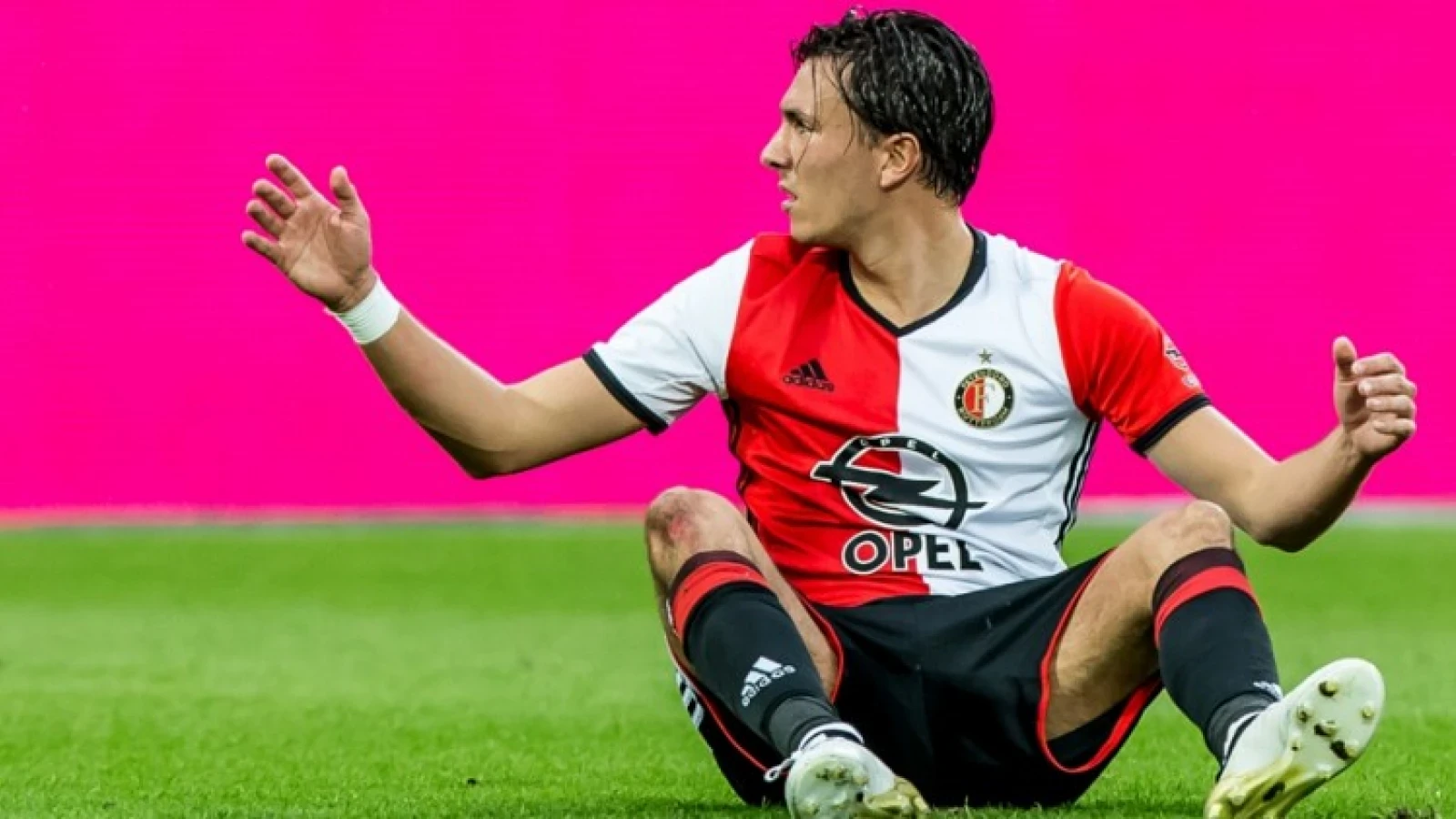 Update | Berghuis meldt zich definitief af voor het Nederlands elftal.