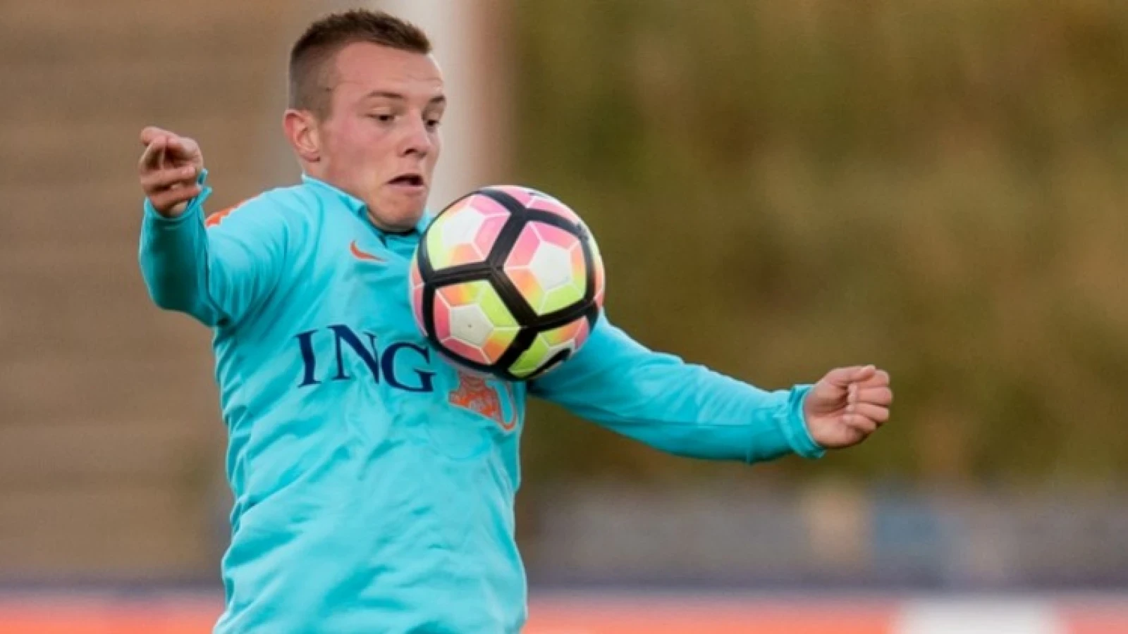 VIDEO | Clasie ziet weinig Feyenoorders bij Oranje en geniet van koppositie Feyenoord